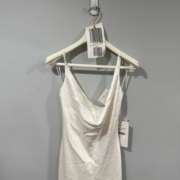 Pronovias Ribelia off white RS alexia wedding dress mermaid size 4 new with tags - Picture 8 of 16